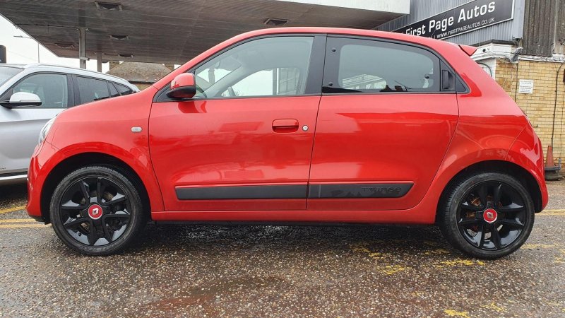 RENAULT TWINGO