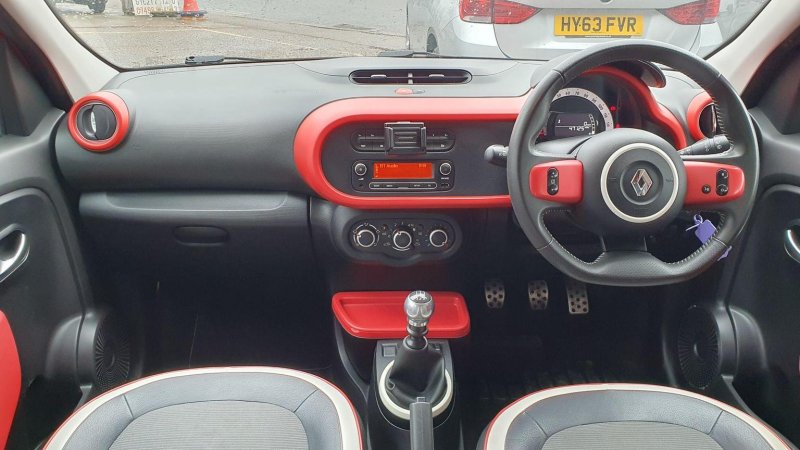RENAULT TWINGO