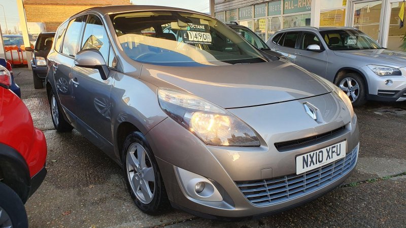 RENAULT GRAND SCENIC