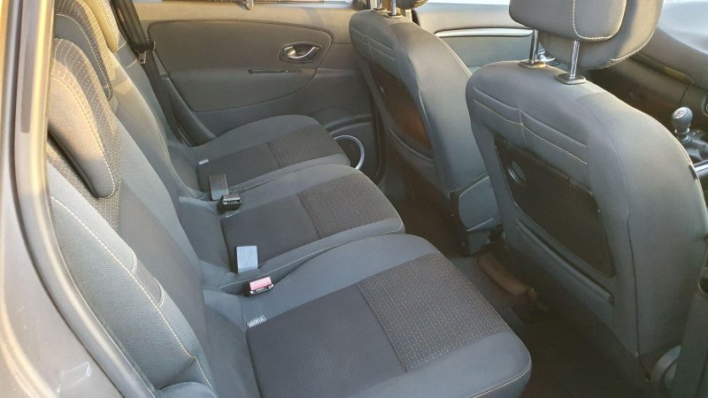 RENAULT GRAND SCENIC