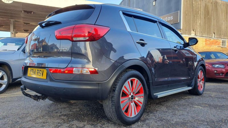KIA SPORTAGE