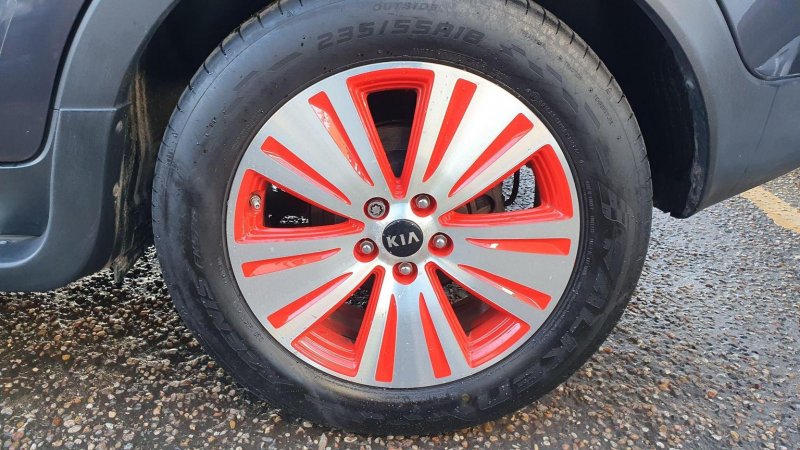 KIA SPORTAGE