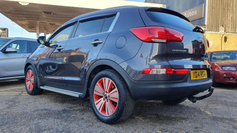 KIA SPORTAGE