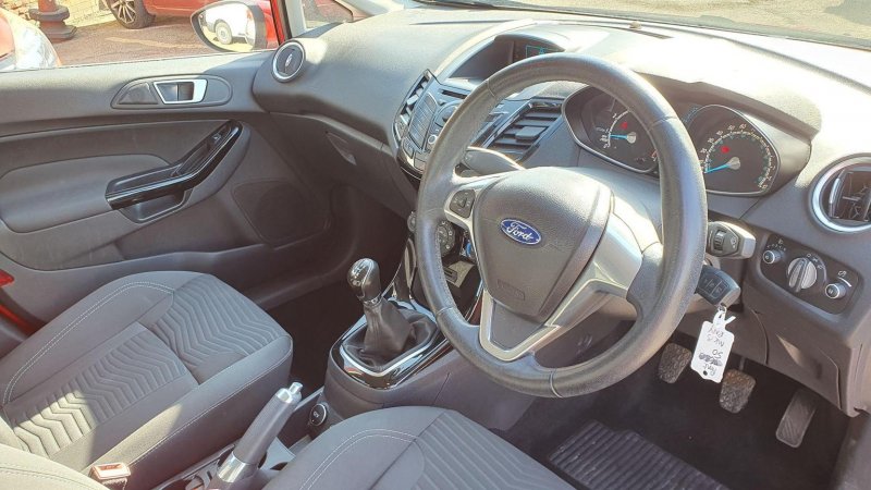 FORD FIESTA