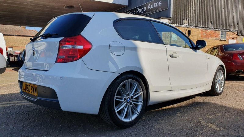 BMW 1 SERIES