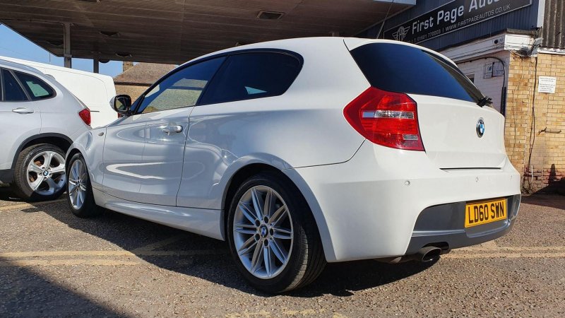 BMW 1 SERIES