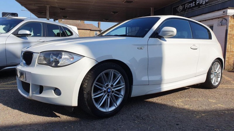 BMW 1 SERIES