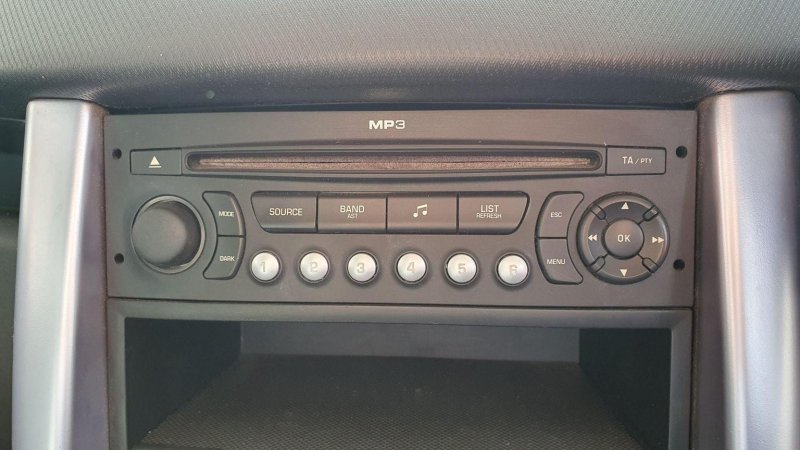 PEUGEOT 207 CC