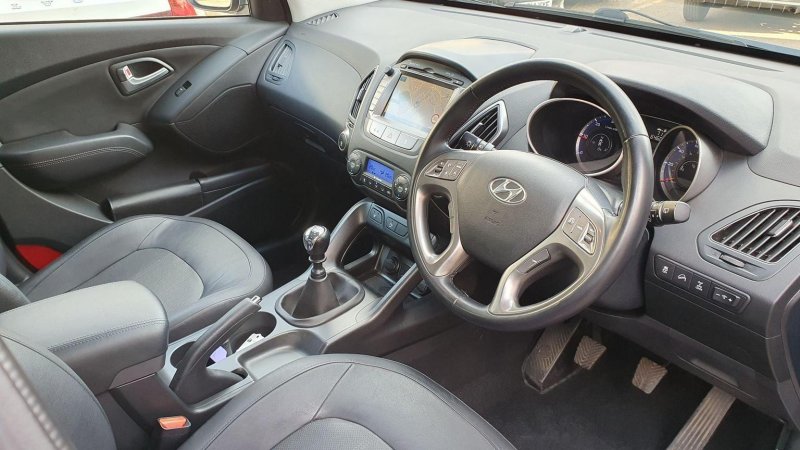 HYUNDAI IX35