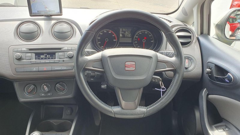 SEAT IBIZA