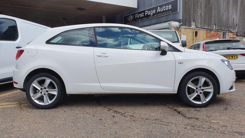 SEAT IBIZA