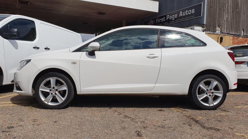 SEAT IBIZA