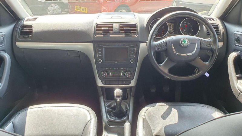 View SKODA YETI 1.6 TDI GreenLine II Elegance Euro 5 (s/s) 5dr
