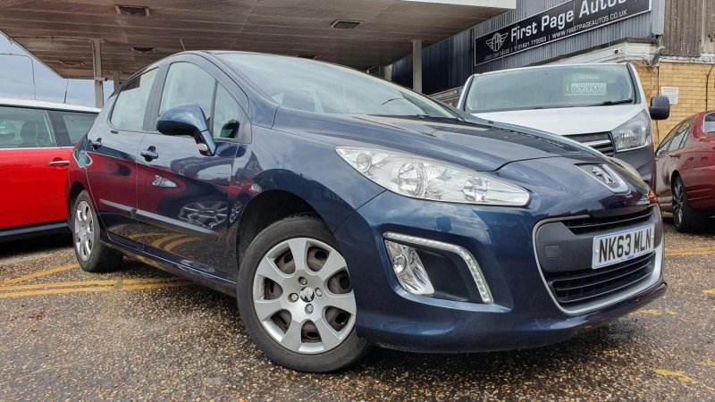 PEUGEOT 308