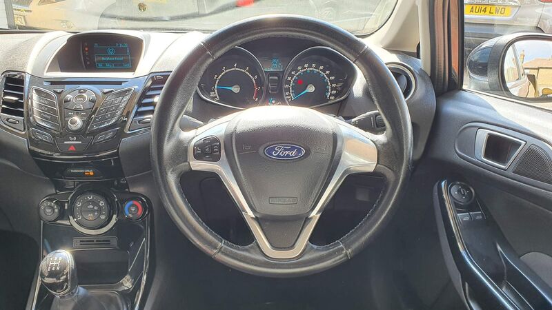 FORD FIESTA