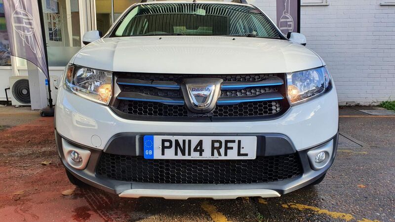 View DACIA SANDERO STEPWAY 1.5 dCi Laureate Euro 5 5dr