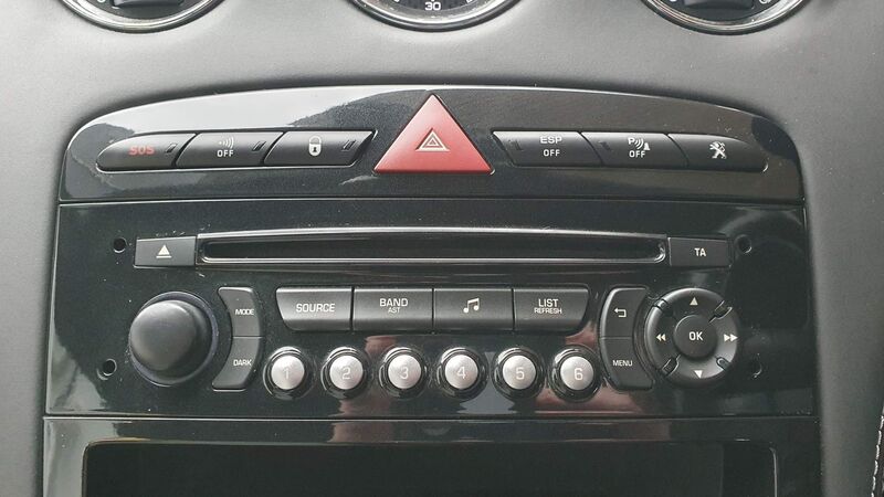 PEUGEOT RCZ
