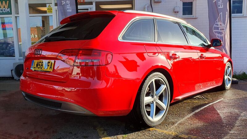 AUDI A4 AVANT