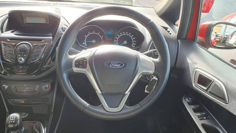 FORD B-MAX