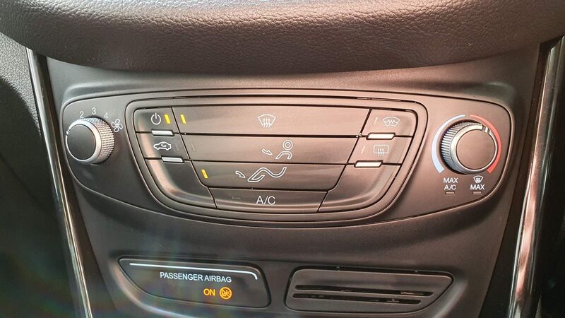 FORD B-MAX