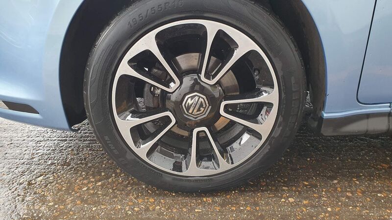 MG MG3