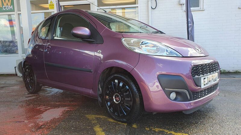PEUGEOT 107