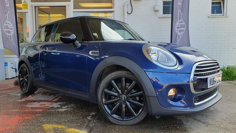 MINI HATCH