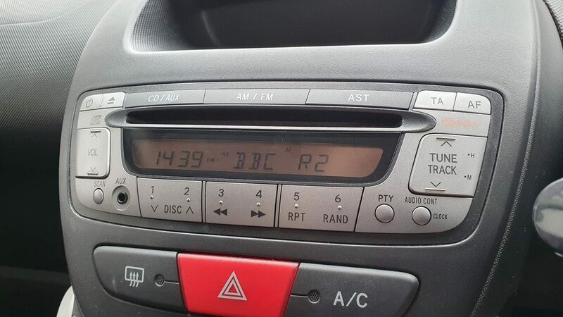 PEUGEOT 107