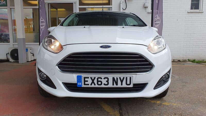 View FORD FIESTA 1.25 Zetec Euro 5 3dr