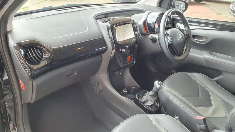 TOYOTA AYGO