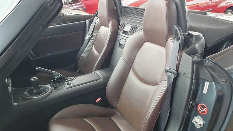 MAZDA MX-5