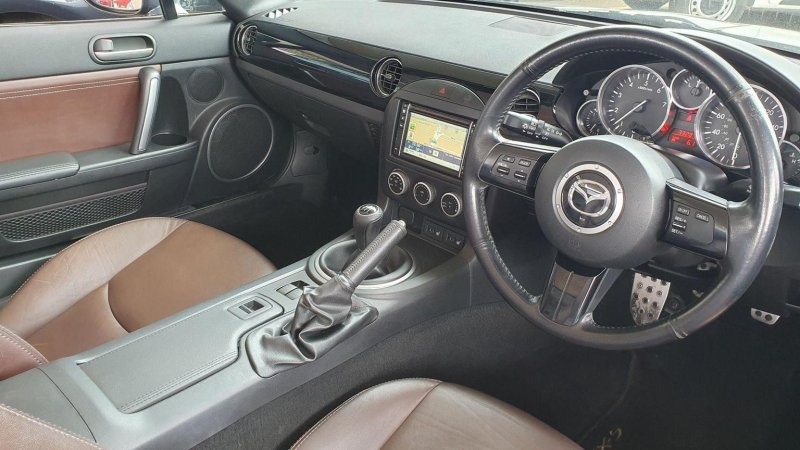 MAZDA MX-5