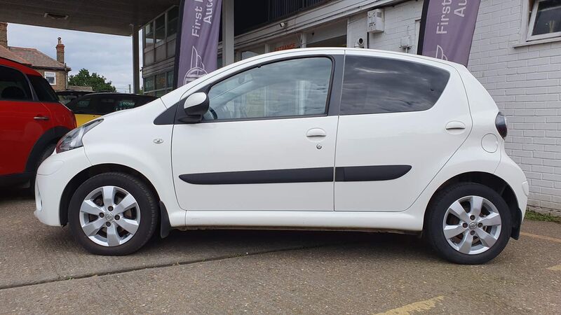 TOYOTA AYGO