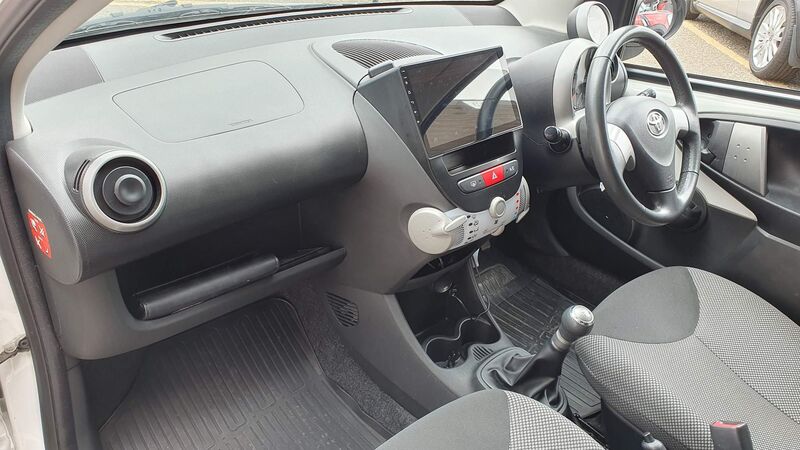 TOYOTA AYGO