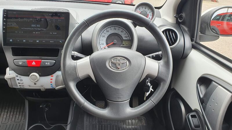 TOYOTA AYGO
