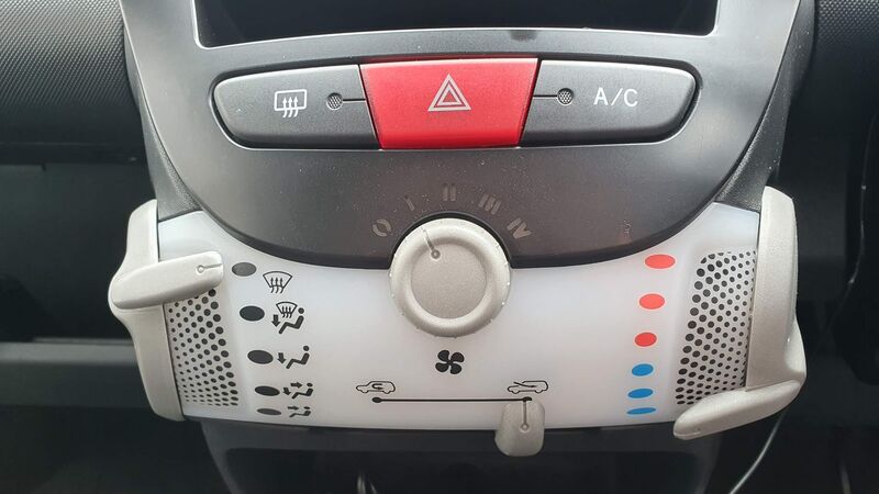 TOYOTA AYGO