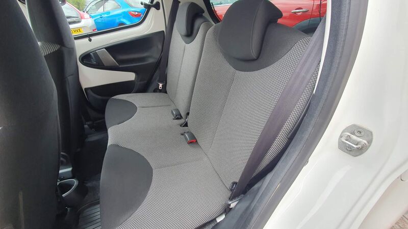 TOYOTA AYGO