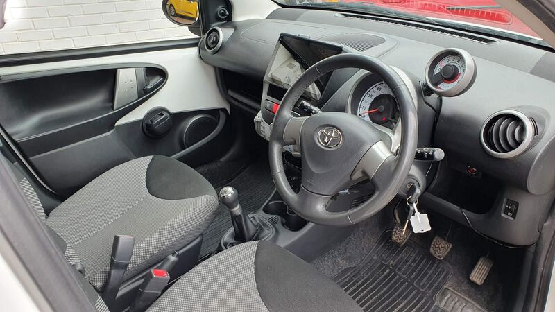 TOYOTA AYGO